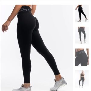NWT ECHT Arise Scrunch Leggings